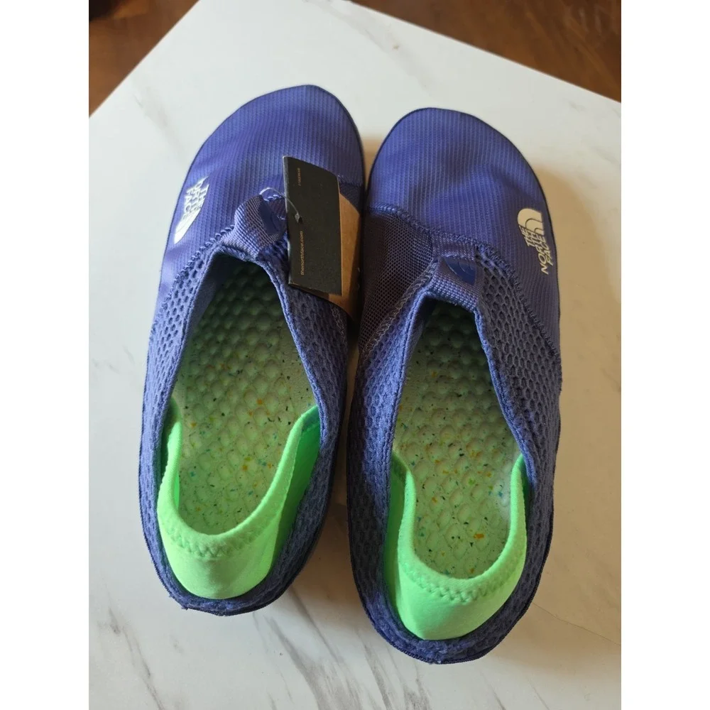New The North Face Size 10